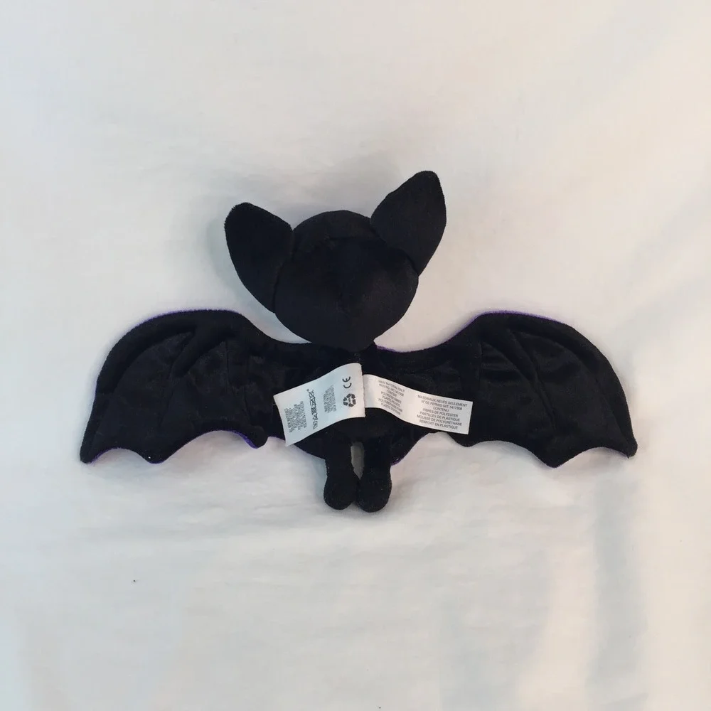 Disney Store Vampirina Vee‎ Bat Plush 8